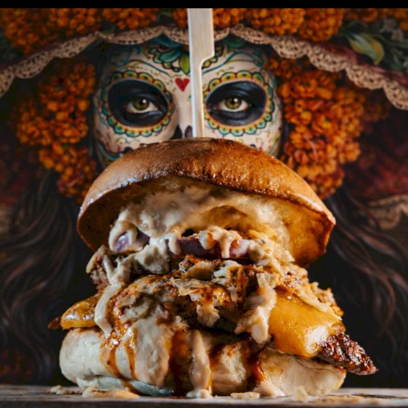 La Catrina — hamburguesa artesanal Sala Burger Cieza