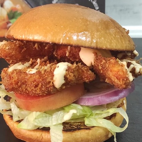 La Japo — hamburguesa de pollo teriyaki Sala Burger Cieza